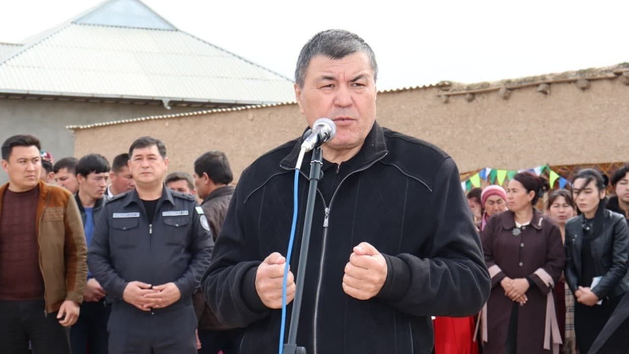 Qashqadaryoda tuman hokimiga tadbirkor bolta bilan hujumi qildi