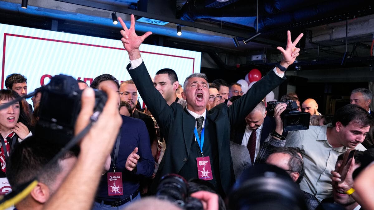 Serbiyada 25-oktabr kuni muddatidan oldin parlament saylovlari bo‘lib o‘tdi. Unda mamlakatdagi muxolifat kuchlarini birlashtirgan “Talabalar ro‘yxati” partiy…