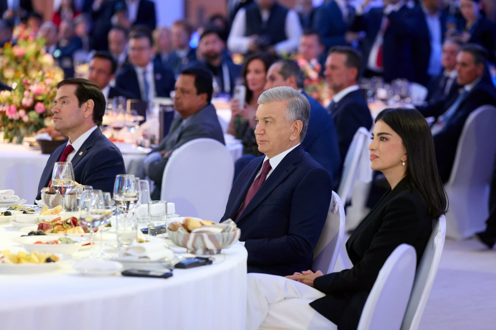O‘zbekiston Respublikasi Prezidenti Shavkat Mirziyoyev 19-oktabr kuni Amerika-O‘zbekiston ishbilarmonlik va investitsiya kengashining ikkinchi yig‘ilishi och…