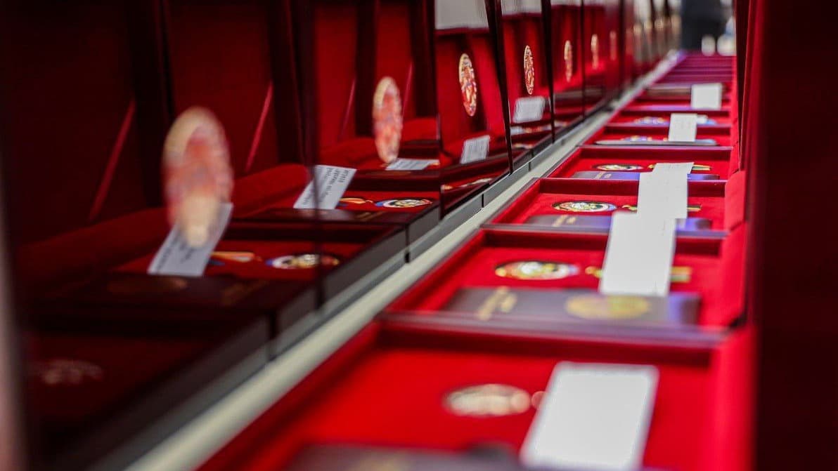 O‘zbekistonda ikki yangi davlat mukofoti ta’sis etildi: fidoiylarga 8,8 million so‘mdan beriladi
