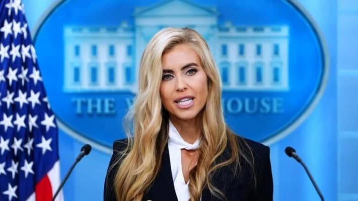 Donald Trampning yangi matbuot kotibi Keti Zaxariya tayinlanganidan bir hafta o‘tmay lavozimini tark etdi