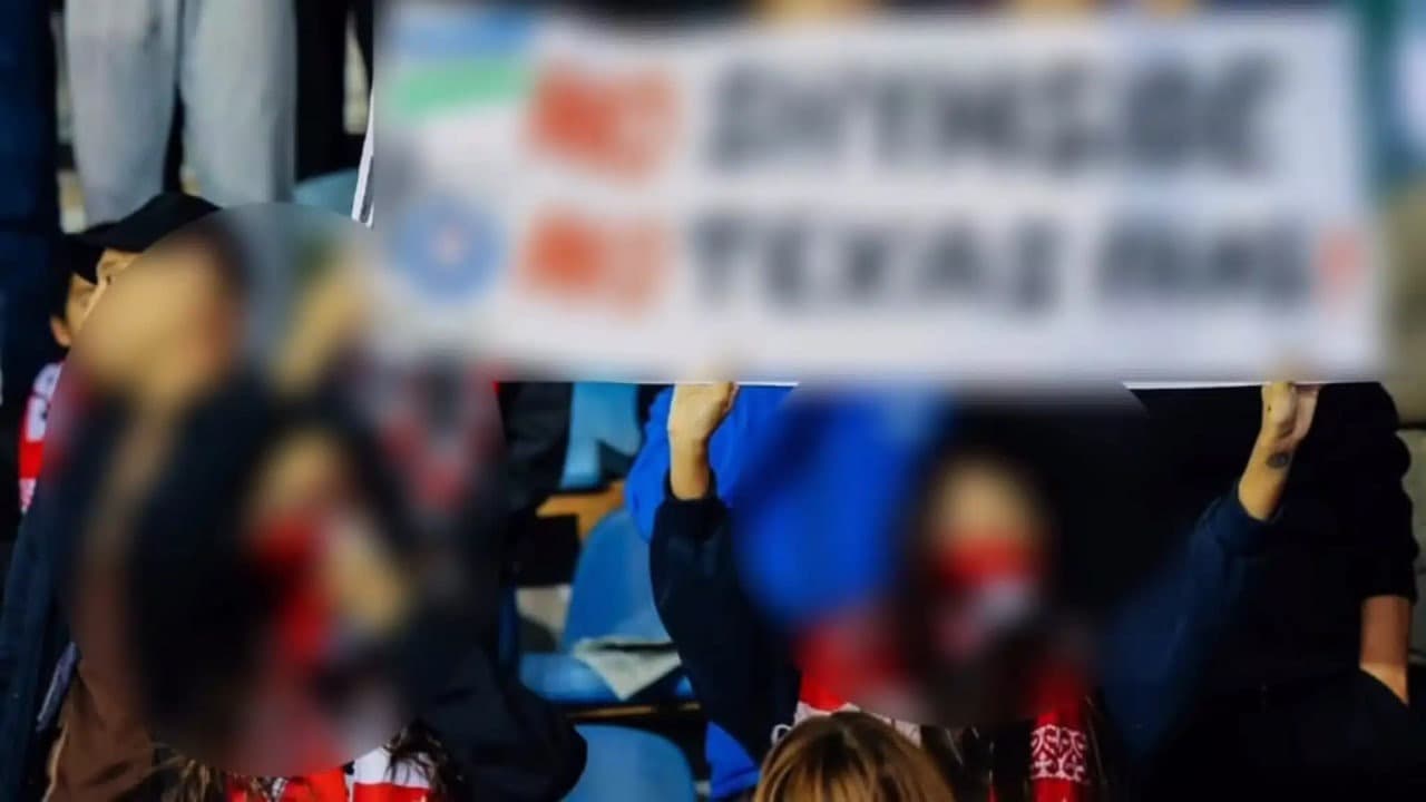 Qozog‘istondagi futbol o‘yinida O‘zbekiston bayrog‘i tushirilgan salbiy banner ko‘targan qizlarning ota-onalari javobgarlikka tortildi