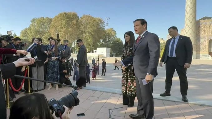 U o‘z so‘zini O‘zbekiston tomoniga samimiy qabul va mehmondo‘stlik uchun minnatdorlik bildirishdan boshlagan.