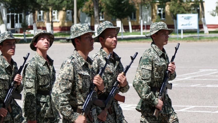 Poytaxt hokimligi mazkur jarayon yoshlarni muddatli harbiy xizmatga darhol safarbar etishni anglatmasligini ma’lum qildi.